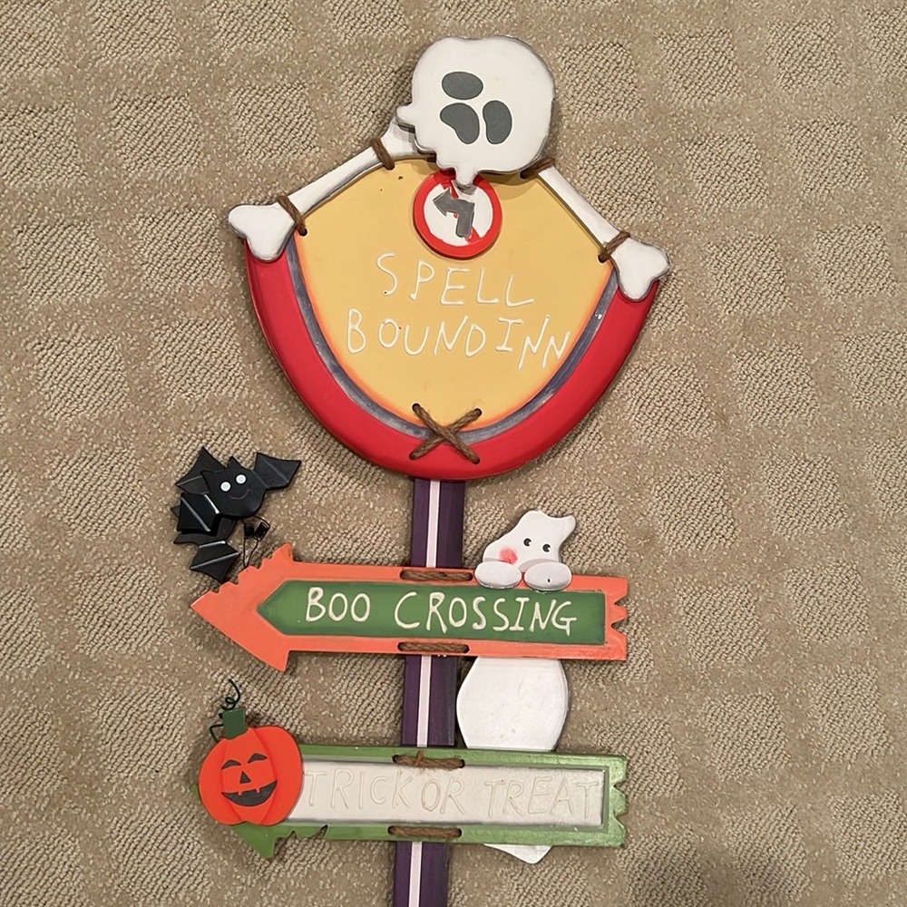 NWT Spooky Hallow Halloween yard sign